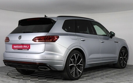 Volkswagen Touareg III, 2022 год, 8 900 000 рублей, 5 фотография