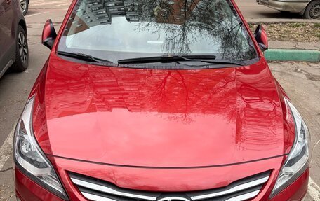 Hyundai Solaris II рестайлинг, 2015 год, 980 000 рублей, 4 фотография