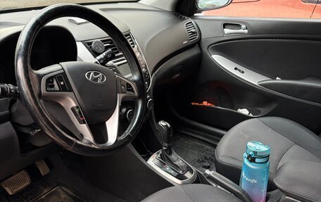 Hyundai Solaris II рестайлинг, 2015 год, 980 000 рублей, 9 фотография