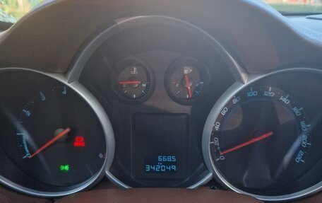 Chevrolet Cruze II, 2011 год, 415 000 рублей, 3 фотография