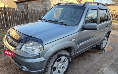 Chevrolet Niva I рестайлинг, 2013 год, 565 000 рублей, 2 фотография