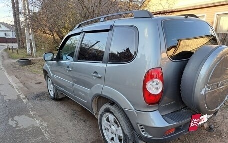 Chevrolet Niva I рестайлинг, 2013 год, 565 000 рублей, 6 фотография