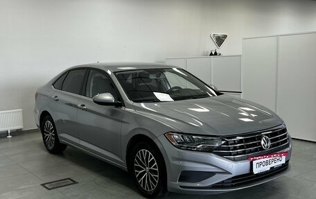 Volkswagen Jetta VII, 2021 год, 1 580 000 рублей, 2 фотография