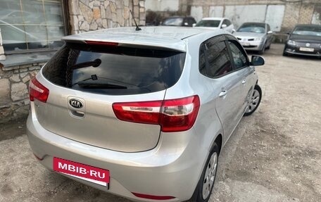 KIA Rio III рестайлинг, 2013 год, 695 000 рублей, 4 фотография
