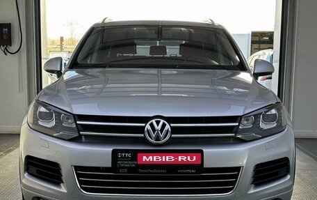 Volkswagen Touareg III, 2012 год, 1 949 000 рублей, 2 фотография