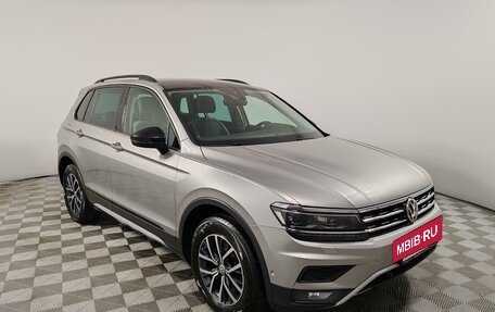 Volkswagen Tiguan II, 2019 год, 2 899 000 рублей, 3 фотография