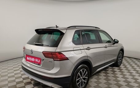 Volkswagen Tiguan II, 2019 год, 2 899 000 рублей, 5 фотография