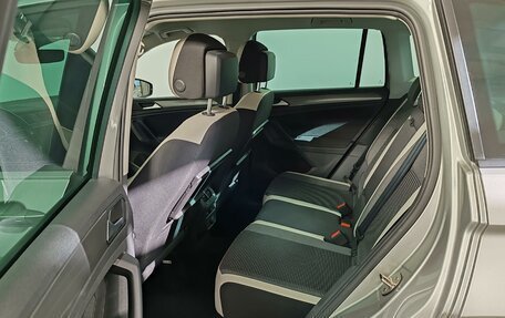 Volkswagen Tiguan II, 2019 год, 2 899 000 рублей, 12 фотография