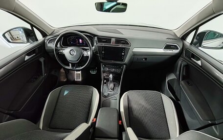 Volkswagen Tiguan II, 2019 год, 2 899 000 рублей, 14 фотография