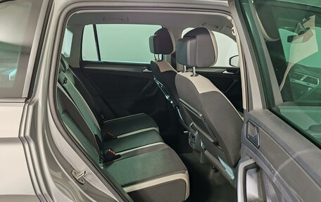 Volkswagen Tiguan II, 2019 год, 2 899 000 рублей, 22 фотография