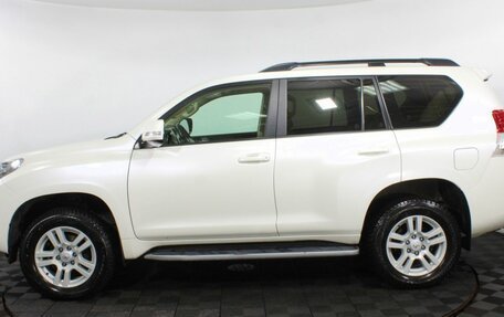 Toyota Land Cruiser Prado 150 рестайлинг 2, 2010 год, 3 099 000 рублей, 9 фотография