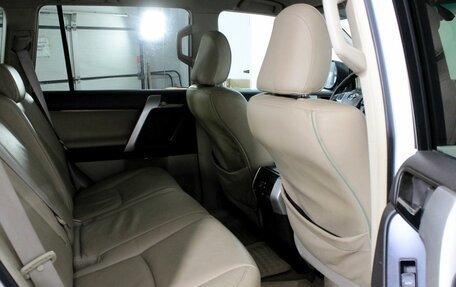 Toyota Land Cruiser Prado 150 рестайлинг 2, 2010 год, 3 099 000 рублей, 18 фотография