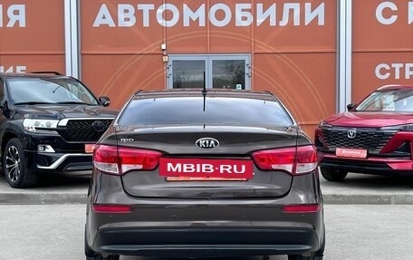 KIA Rio III рестайлинг, 2015 год, 880 000 рублей, 6 фотография