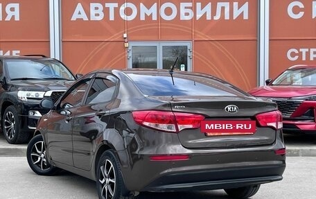 KIA Rio III рестайлинг, 2015 год, 880 000 рублей, 7 фотография