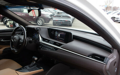 Lexus ES VII, 2019 год, 3 558 000 рублей, 7 фотография