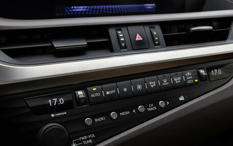 Lexus ES VII, 2019 год, 3 558 000 рублей, 21 фотография