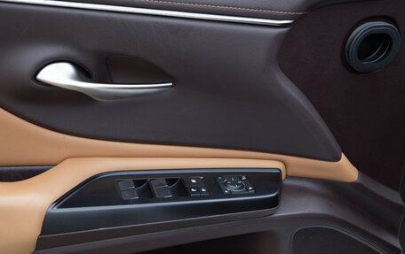 Lexus ES VII, 2019 год, 3 558 000 рублей, 16 фотография