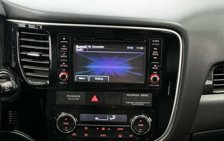 Mitsubishi Outlander III рестайлинг 3, 2017 год, 2 200 000 рублей, 12 фотография