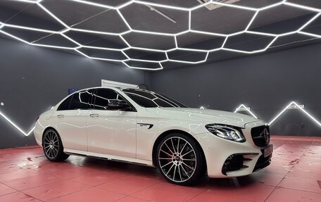 Mercedes-Benz E-Класс AMG, 2017 год, 3 970 000 рублей, 7 фотография