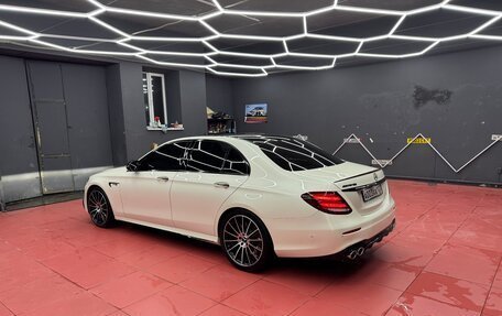 Mercedes-Benz E-Класс AMG, 2017 год, 3 970 000 рублей, 12 фотография