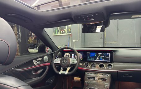 Mercedes-Benz E-Класс AMG, 2017 год, 3 970 000 рублей, 18 фотография