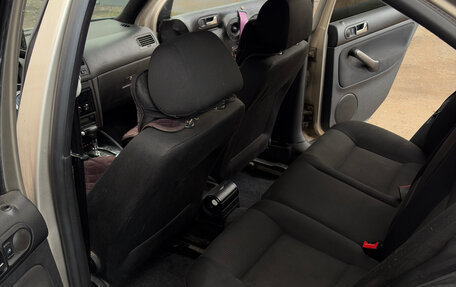 Volkswagen Bora, 2004 год, 300 000 рублей, 10 фотография