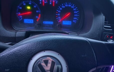 Volkswagen Bora, 2004 год, 300 000 рублей, 11 фотография