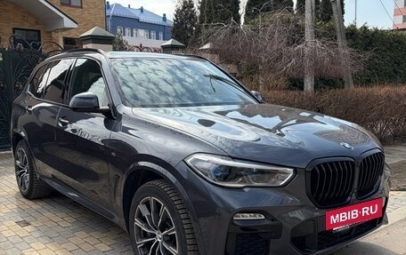 BMW X5, 2019 год, 6 450 000 рублей, 2 фотография