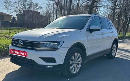 Volkswagen Tiguan II, 2018 год, 2 050 000 рублей, 2 фотография