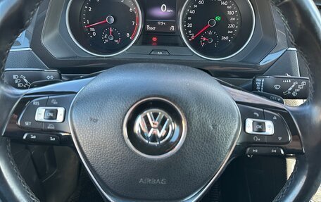 Volkswagen Tiguan II, 2018 год, 2 050 000 рублей, 6 фотография