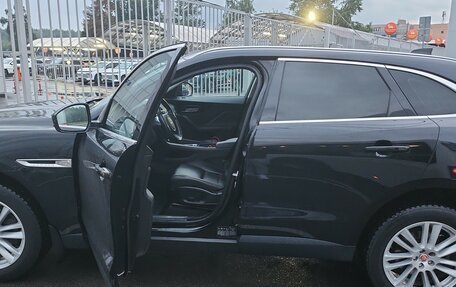 Jaguar F-Pace, 2018 год, 2 220 000 рублей, 2 фотография