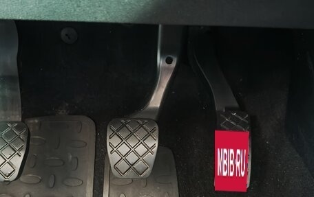 Volkswagen Tiguan II, 2019 год, 2 200 000 рублей, 10 фотография