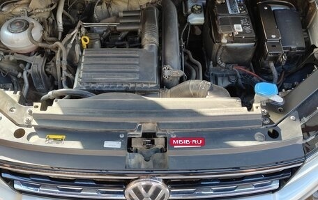 Volkswagen Tiguan II, 2019 год, 2 200 000 рублей, 9 фотография