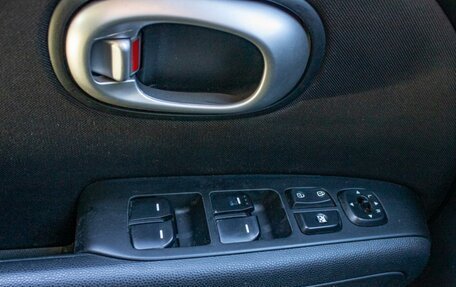 KIA Soul II рестайлинг, 2014 год, 990 000 рублей, 22 фотография