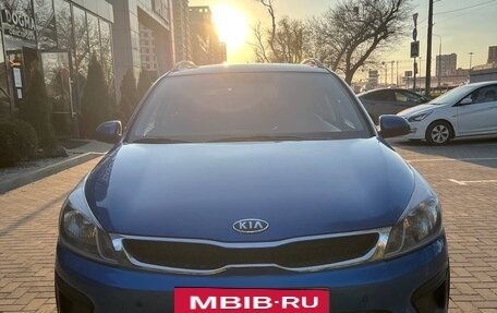 KIA Rio IV, 2020 год, 1 630 000 рублей, 2 фотография