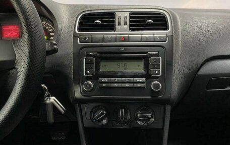 Volkswagen Polo VI (EU Market), 2011 год, 599 000 рублей, 14 фотография