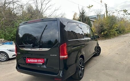 Mercedes-Benz V-Класс, 2014 год, 3 350 000 рублей, 3 фотография