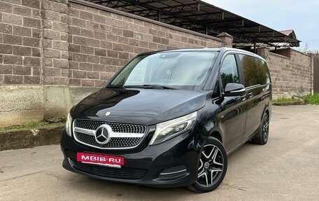 Mercedes-Benz V-Класс, 2014 год, 3 350 000 рублей, 2 фотография