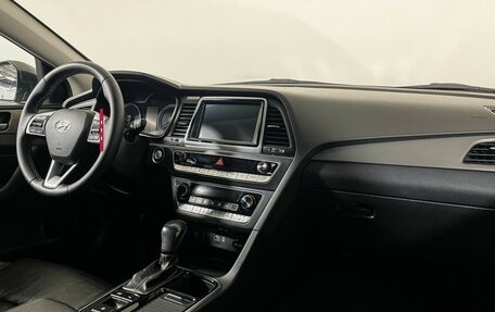 Hyundai Sonata VII, 2018 год, 1 997 000 рублей, 9 фотография