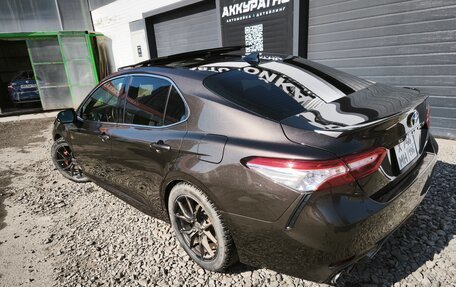 Toyota Camry, 2019 год, 2 950 000 рублей, 5 фотография