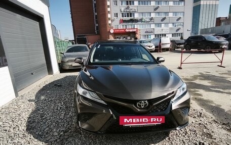 Toyota Camry, 2019 год, 2 950 000 рублей, 2 фотография