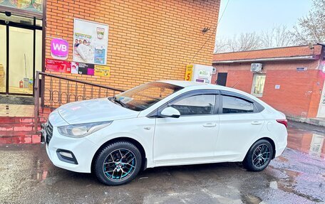 Hyundai Solaris II рестайлинг, 2017 год, 7 фотография