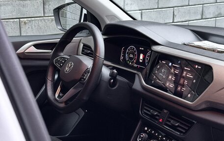 Volkswagen Taos, 2022 год, 4 200 000 рублей, 16 фотография