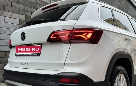 Volkswagen Taos, 2022 год, 4 200 000 рублей, 14 фотография