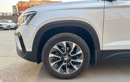 Volkswagen Taos, 2022 год, 4 200 000 рублей, 20 фотография