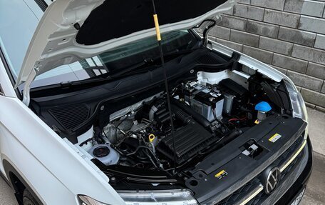 Volkswagen Taos, 2022 год, 4 200 000 рублей, 19 фотография