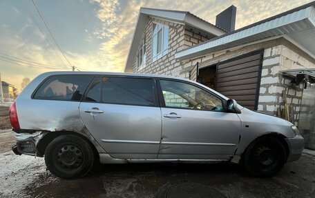 Toyota Corolla, 2004 год, 200 000 рублей, 3 фотография