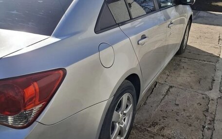 Chevrolet Cruze II, 2011 год, 550 000 рублей, 3 фотография