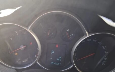 Chevrolet Cruze II, 2011 год, 550 000 рублей, 6 фотография