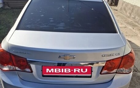 Chevrolet Cruze II, 2011 год, 550 000 рублей, 4 фотография